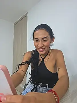 Snapshot of Samara_Smith04 chatting on October 30, 11:05 pm Samara Smith04 online show from October 30, 11:05 pm