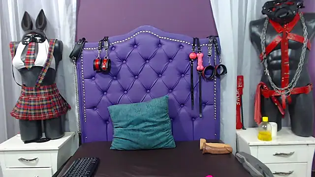 Sophie-dbs online show from November 16, 9:53 pm