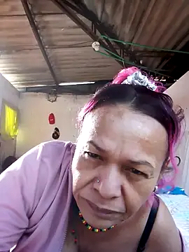 Snapshot of Jarleylakatire chatting on October 7, 1:08 pm Jarleylakatire online show from October 7, 1:08 pm