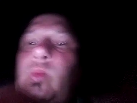Snapshot of macKnd chatting on October 15, 12:22 am macKnd online show from October 15, 12:22 am