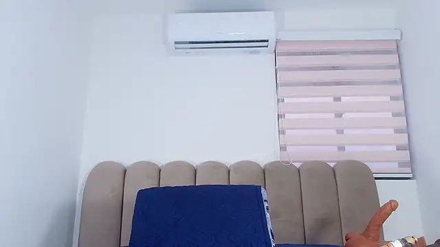 ashly mr online show from December 20, 12:01 pm