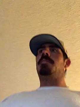 hoociedaddy24 online show from December 4, 1:09 pm