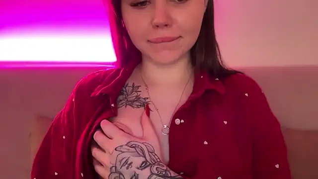 AlmaryKim online show from February 4, 6:19 am