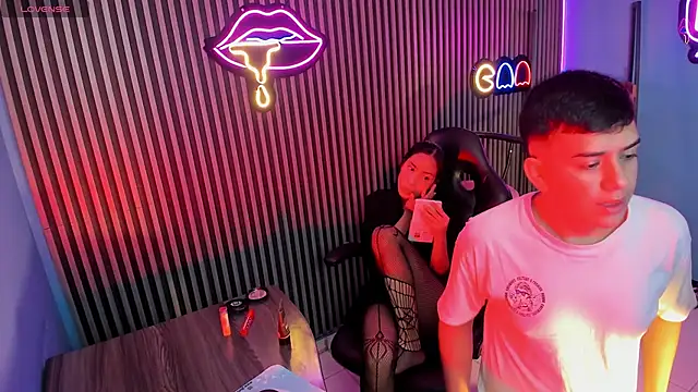 Dylan Katte online show from October 12, 3:16 am