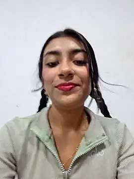 Snapshot of Sweed-virgin-pussy chatting on July 11, 12:13 am Sweed-virgin-pussy online show from July 11, 12:13 am