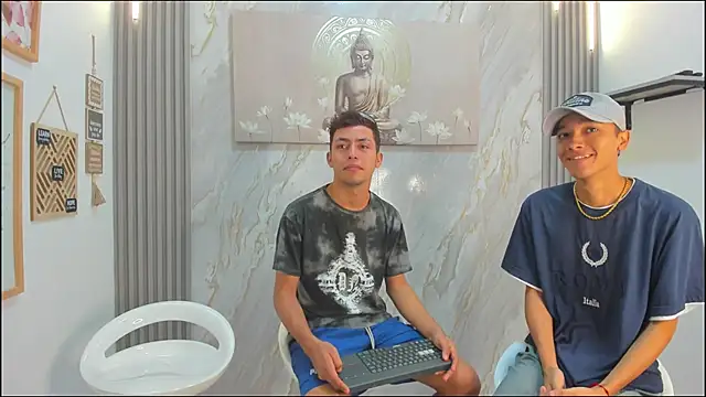 VERY HOT GUYS online show from January 9, 1:25 pm