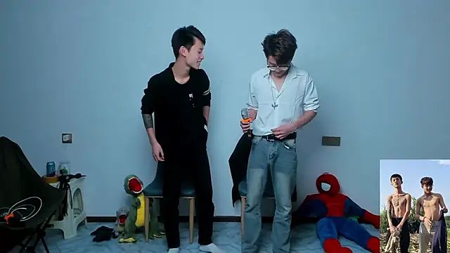 Snapshot of Cate-boy chatting on October 19, 12:39 pm Cate-boy online show from October 19, 12:39 pm