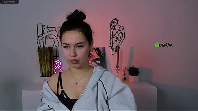 vivy star1 online show from October 19, 8:59 am