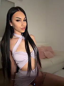 Snapshot of ilariea_girl chatting on May 4, 9:00 pm ilariea girl online show from May 4, 9:00 pm