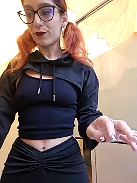 YuriXo online show from October 22, 2:50 pm