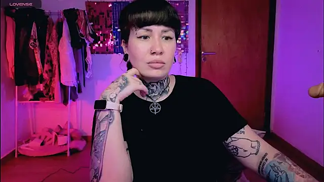 Senorita  Dakota online show from April 14, 9:54 pm