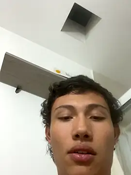 Davomg online show from January 9, 1:52 am