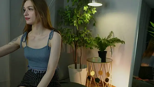 PollyMayer online show from November 30, 8:57 pm