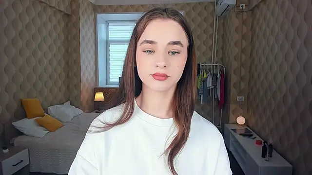 JinnyMcie online show from October 15, 9:09 am