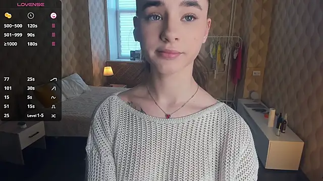 JinnyMcie online show from November 16, 8:53 am