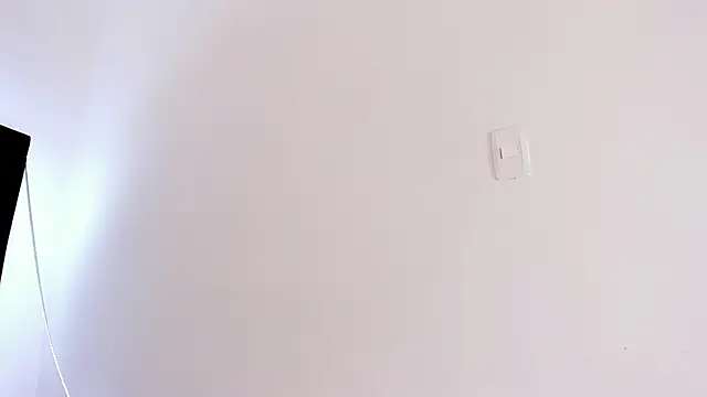 mia fox4 online show from February 12, 4:07 am