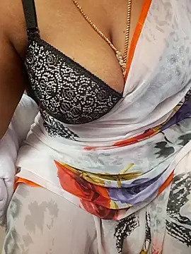 Tamil Ammani online show from October 4, 7:39 am