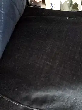 Snapshot of chougegg0214 chatting on January 6, 1:31 am chougegg0214 online show from January 6, 1:31 am