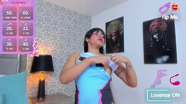 KoralBlum online show from November 26, 1:39 am