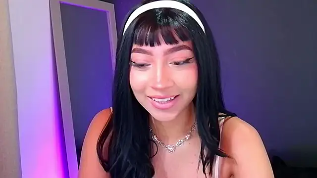 emma web  online show from December 17, 4:57 pm