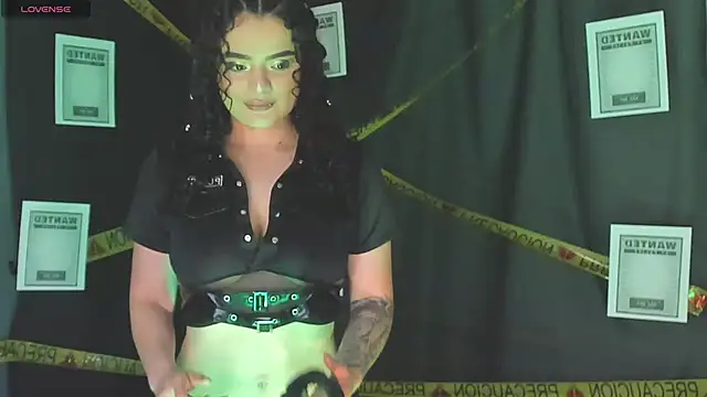 KylieJenkins online show from October 31, 1:12 pm