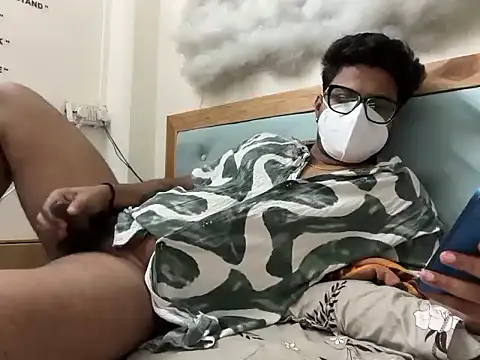 Snapshot of YourBlackBull chatting on March 3, 12:55 pm YourBlackBull online show from March 3, 12:55 pm