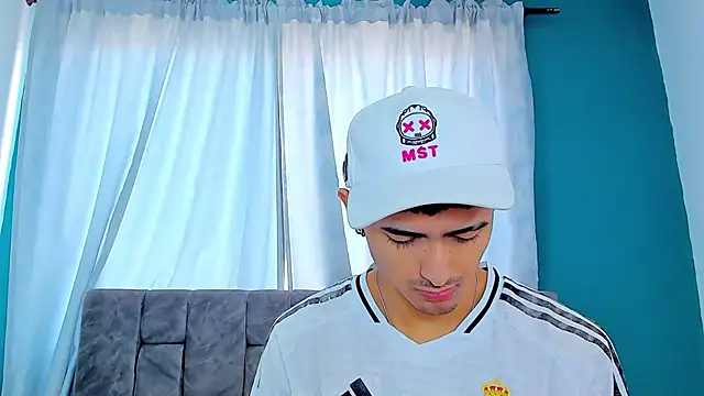 Anthony carter online show from December 1, 2:11 pm