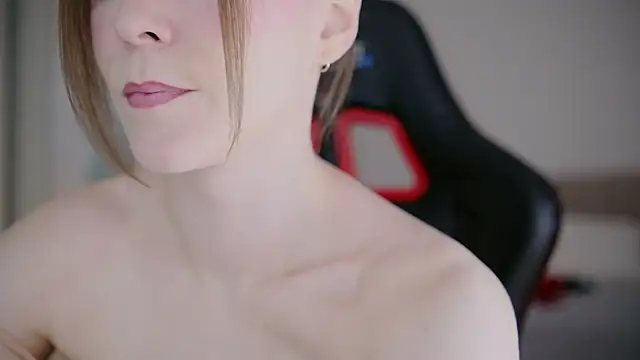 WowHelloAlice online show from February 19, 6:42 am