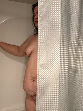 BrattyKrystal online show from October 9, 12:58 pm