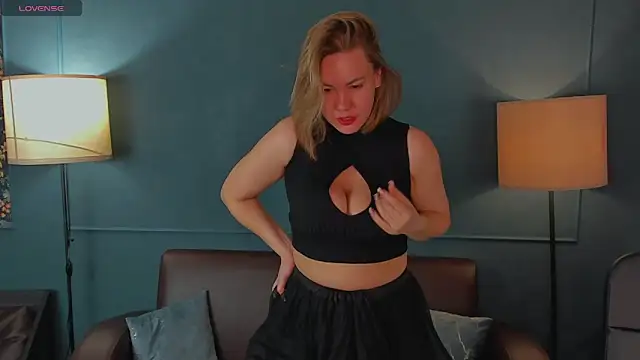 AriaEven online show from March 10, 3:00 am