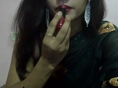 Laila Cute online show from June 12, 4:06 pm