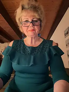 BoloshkaBlonda online show from March 3, 7:20 pm