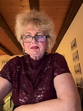 BoloshkaBlonda online show from April 6, 7:37 pm