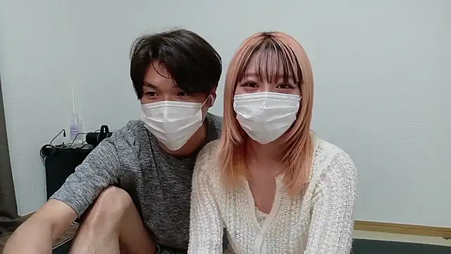 Snapshot of ipponpon chatting on May 12, 8:11 am ipponpon online show from May 12, 8:11 am