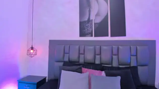 Snapshot of Dark_Kitty_666 chatting on July 1, 6:04 am Dark Kitty 666 online show from July 1, 6:04 am