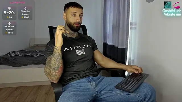 MasculineGuy99 online show from November 19, 8:47 am