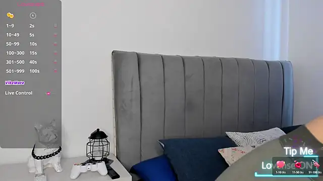 JARETHH online show from November 14, 1:54 pm