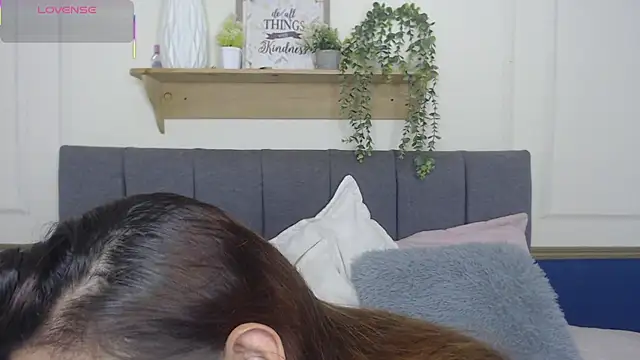 Cataleya Kudo online show from October 13, 1:44 pm
