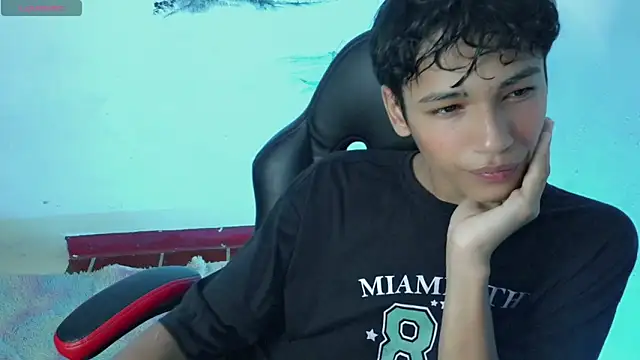 Im david02 online show from October 20, 1:00 pm