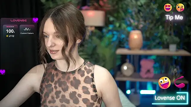 xoxo molly online show from October 28, 8:11 pm