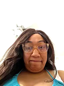 Snapshot of Adri-x chatting on October 20, 6:08 pm Adri-x online show from October 20, 6:08 pm