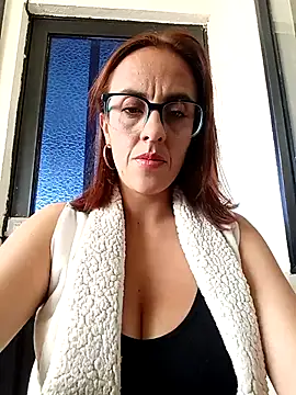 Jade 1-9 online show from December 17, 7:20 pm