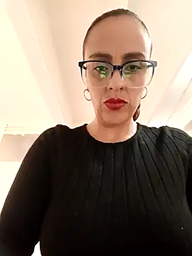 Jade 1-9 online show from February 14, 5:10 pm