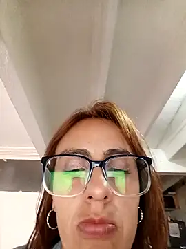 Jade 1-9 online show from February 18, 8:05 pm