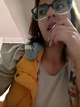 Jade 1-9 online show from February 26, 8:30 pm