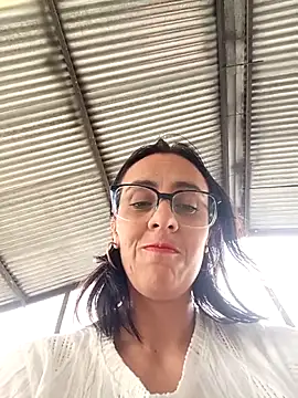Snapshot of Jade_1-9 chatting on June 12, 4:17 pm Jade 1-9 online show from June 12, 4:17 pm