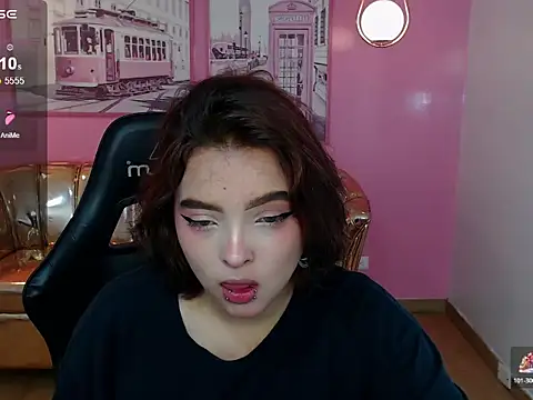 mia foster t online show from November 19, 1:00 pm