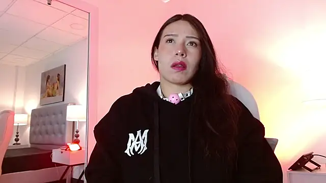 Snapshot of Mariaaam_ chatting on October 10, 11:42 am Mariaaam online show from October 10, 11:42 am