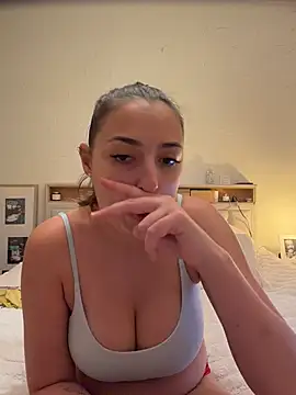 looloopaul online show from February 19, 8:38 pm