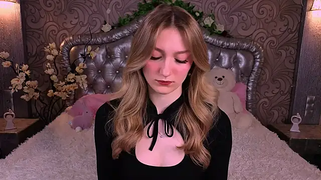 AngelAnabelle online show from March 29, 8:31 pm